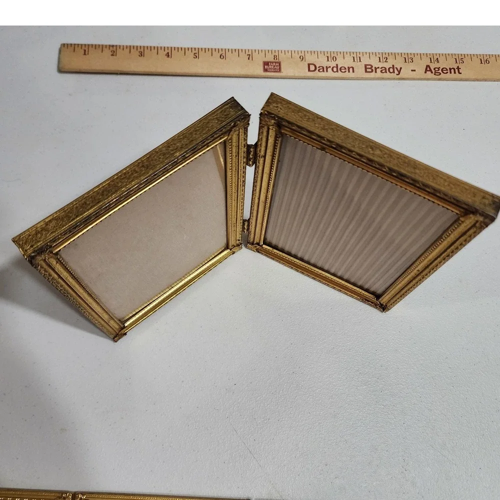 Vintage Gold Tone Metal Double Folding Picture Frame 5x7 Hinged Beaded Trim